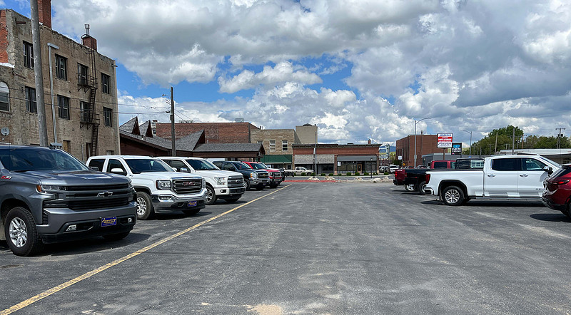 Lewistown, Montana, Used Car lot, truck